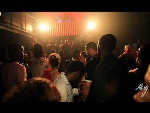 Vidéo -> Soirée Prestige présente LA NUIT DU ZOUK - 3 SEPT 2011 - PARIS