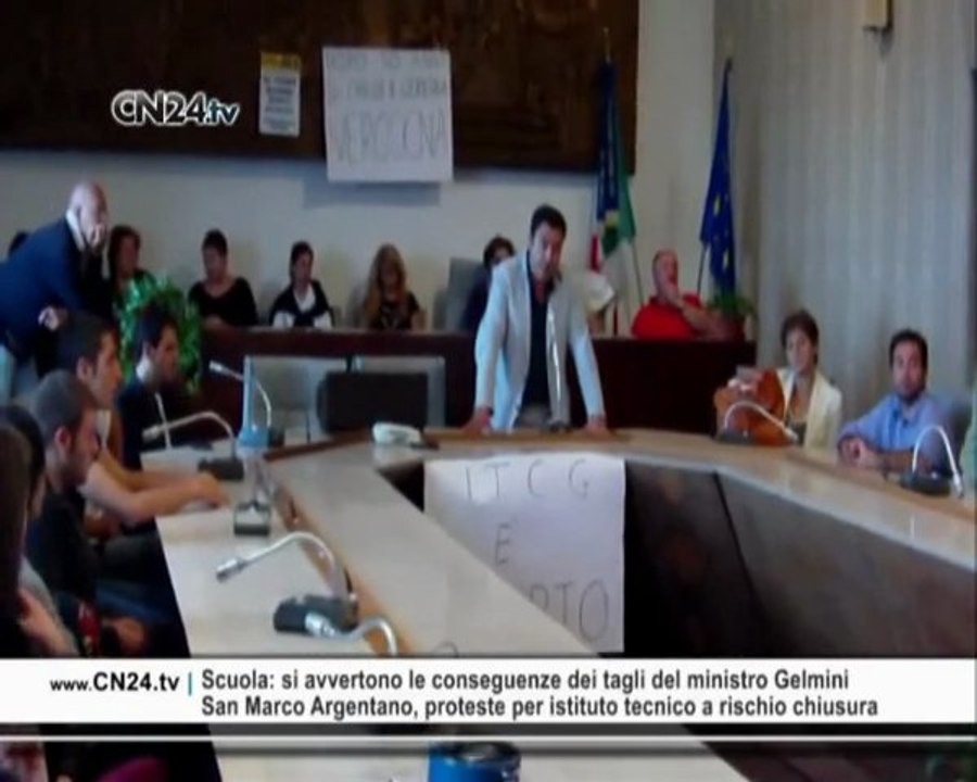 CN24 | Scuola: si avvertono le conseguenze dei tagli del ministro Gelmini