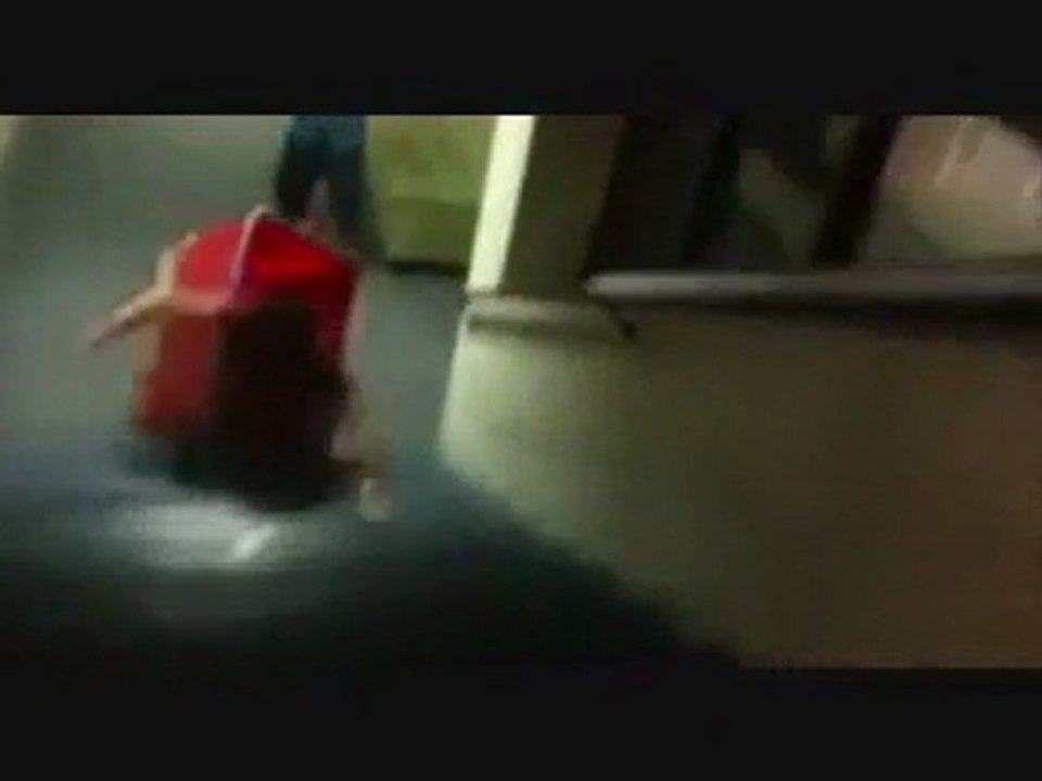 Spielen auf der Treppe  Fail