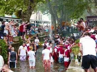 APERO A GOUDARGUES DANS LE GARD LE 15 AOUT 2010