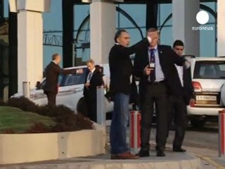 Sarkozy y Cameron visitan Libia