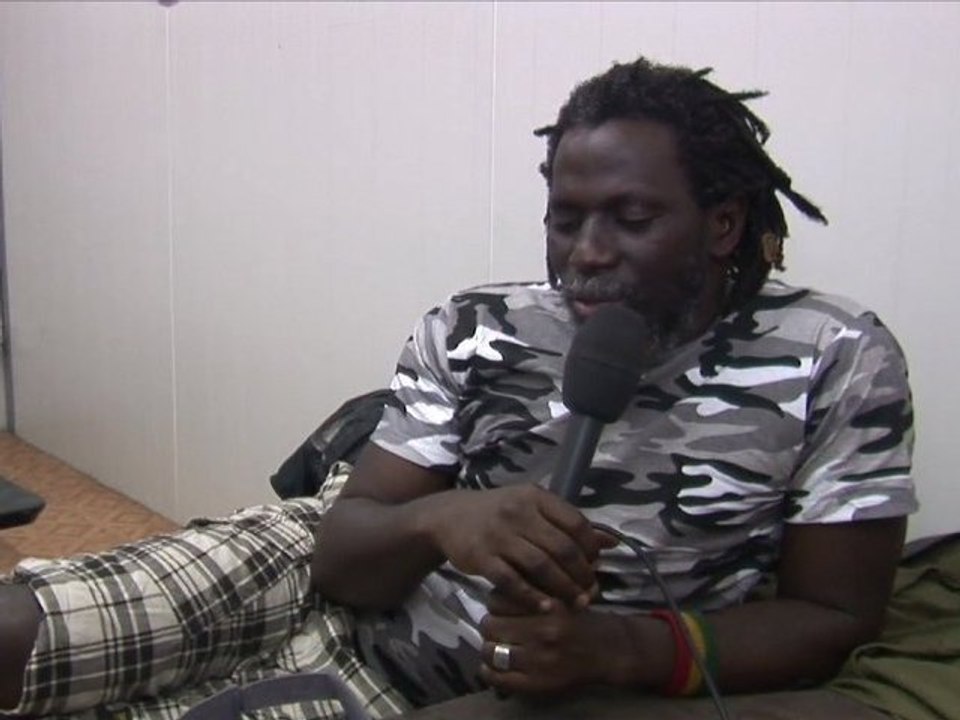ITW Tiken Jah Fakoly au chant du gros 2011