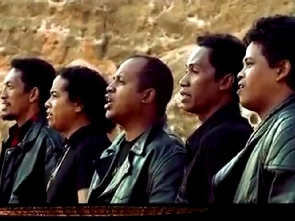 KIAKA  -  Vaovao tsara (Rock gasy)