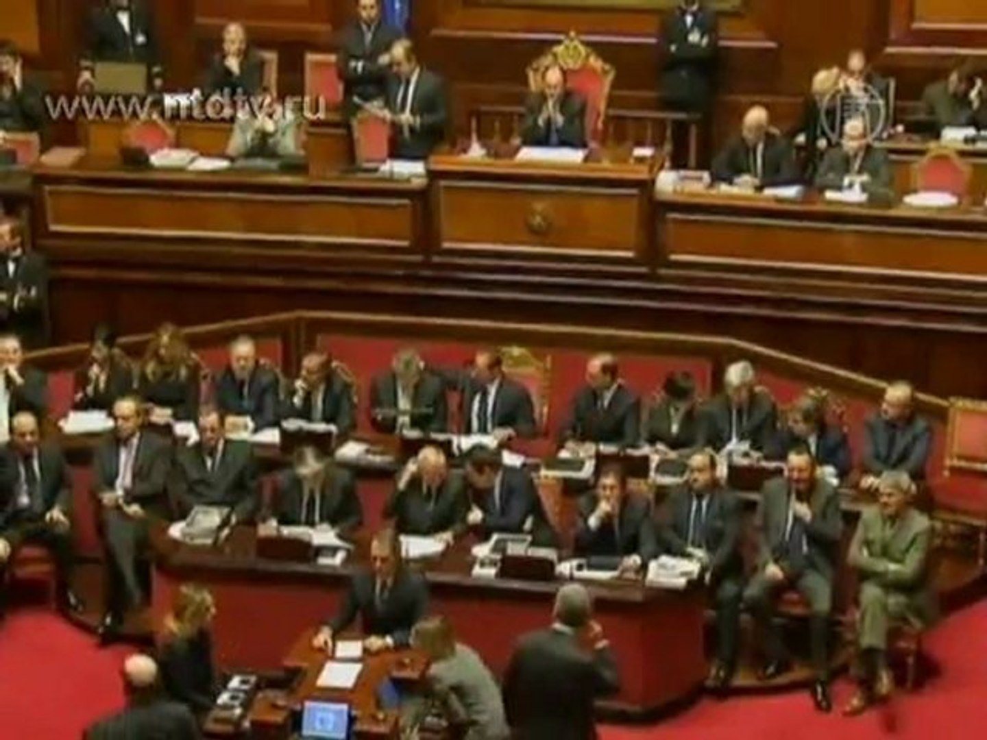 ⁣Парламент Италии утвердил меры жёсткой экономии