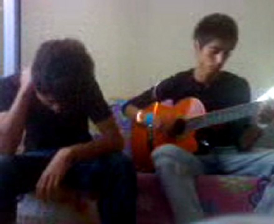 senin o gözlerin varya