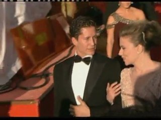 Scarlett Johansson naked photos - FBI investigate