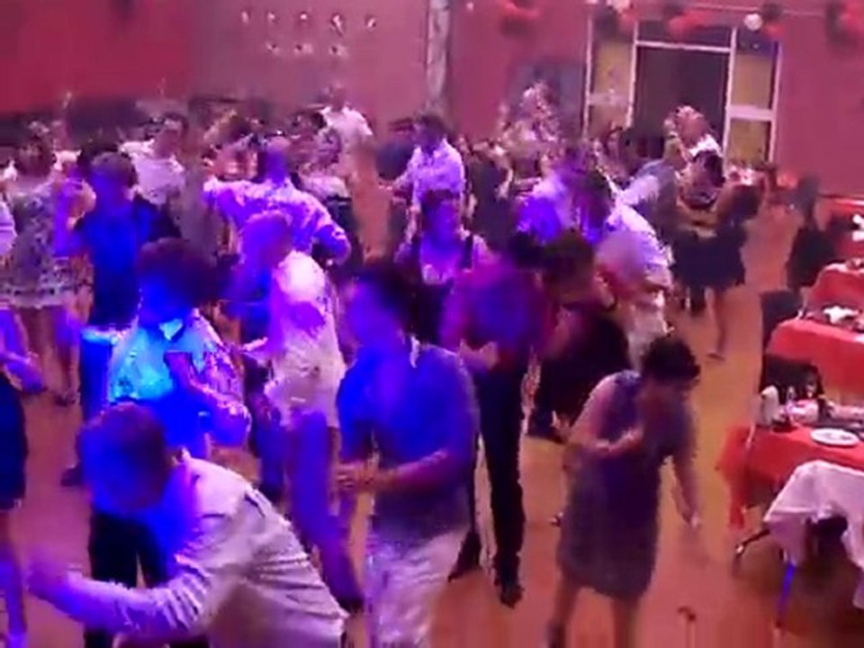 Flahmob Mariage Jon et Emilie - LMFAO : Party Rock Anthem