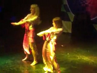 Final chorégraphie  Baladi avec Léa Marchal et Harmonie Rouffiange