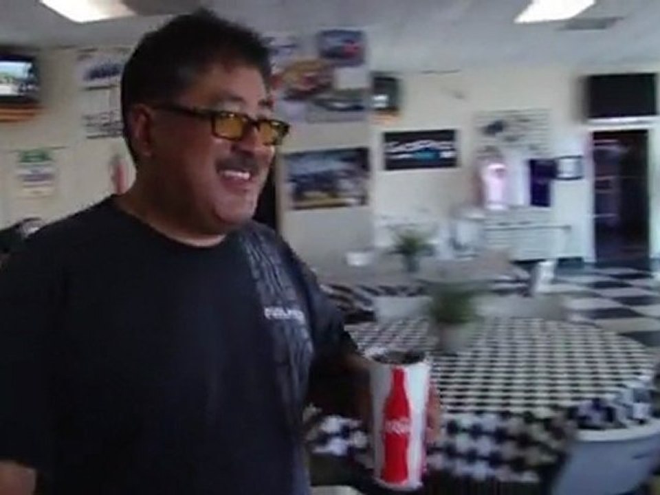 Behind the Smoke Ep 22:Missile Drifting Lessons - Dai Yoshihara Formula Drift 2011 Season