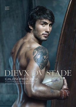 Calendrier Dieux du Stade 2012 - Section - NRJ Pyrénées