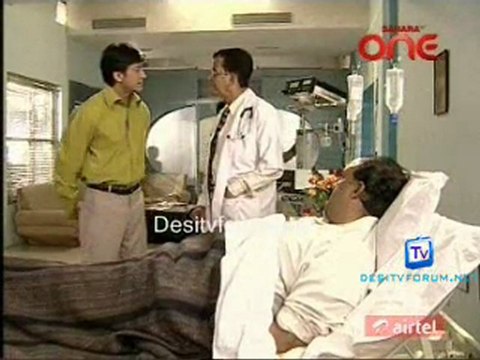 Woh Rehne Wali Mehlon Ki - 16th September 2011 - Part1