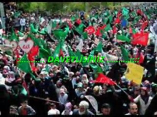 dew tesettur mitingine favet....yer  diyarbakır istasyon meydanı...