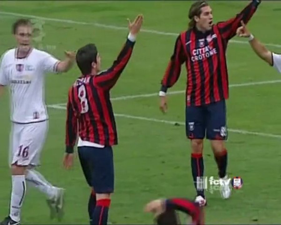 Fc Crotone | Crotone-Reggina 1-1 (la sintesi e le reti della gara)