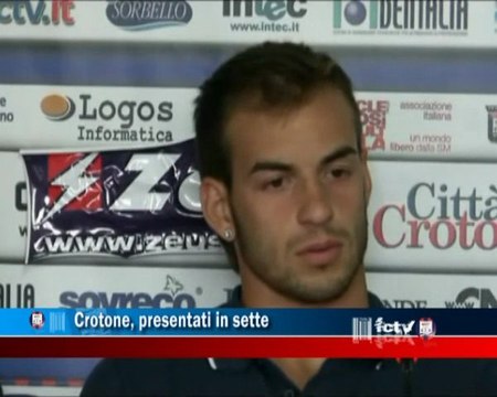 Fc Crotone | Crotone, presentati in sette