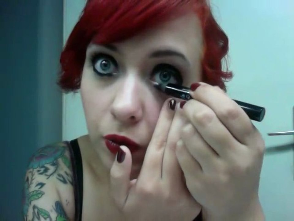 one day one makeup: smokey eye