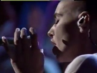 Sinead O'Connor - Nothing compares to you