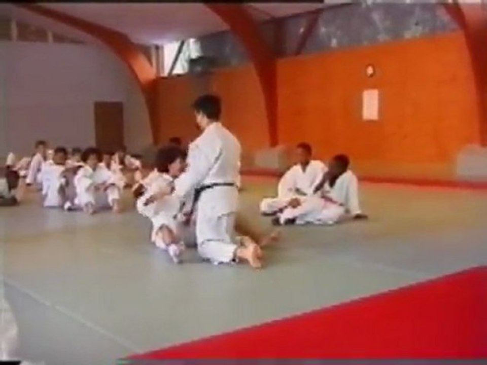 ARAJUDO.COM - CARMEN SOLANA - (Le Temple/Francia). 1999.