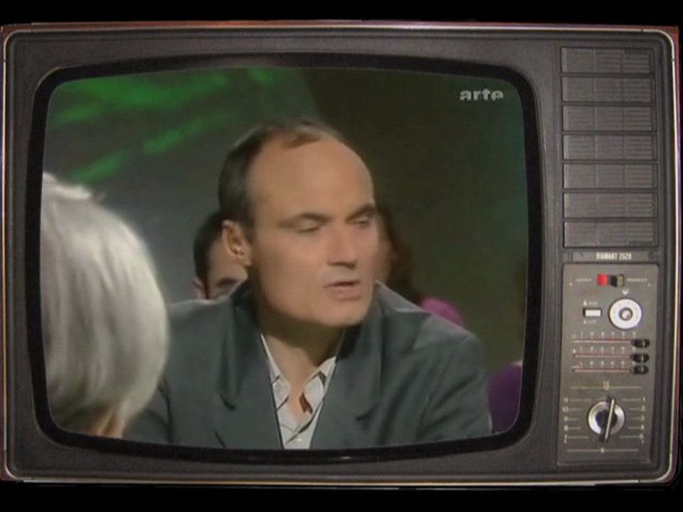 Epouvantails, autruches et perroquets