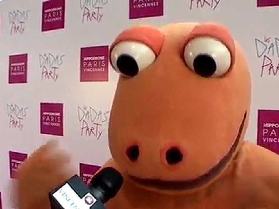 Casimir est sur Vincennes TV.fr à l'hippodrome de Paris Vincennes pour la DADA Party