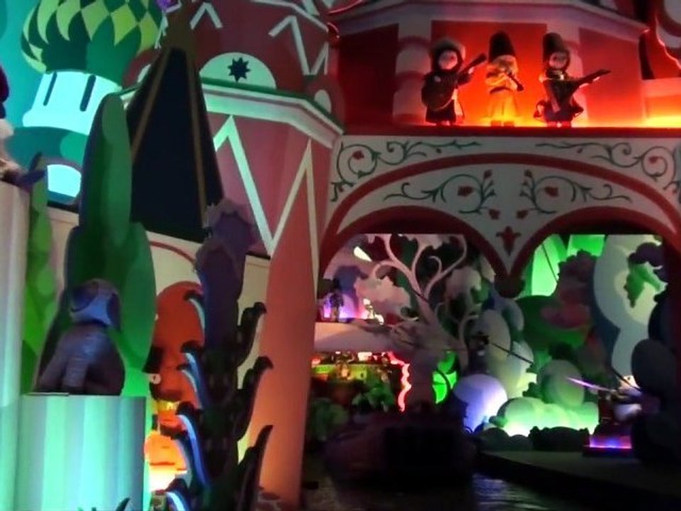 it's a small world (HD) Disneyland Paris