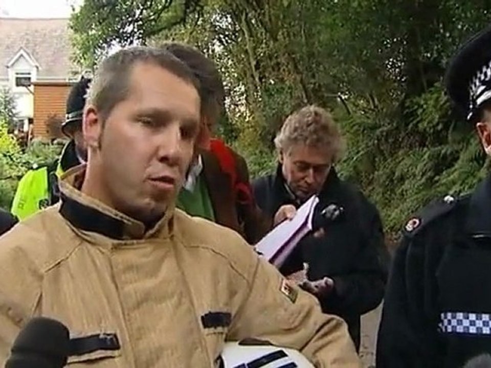 Three Welsh miners still missing after flash flood