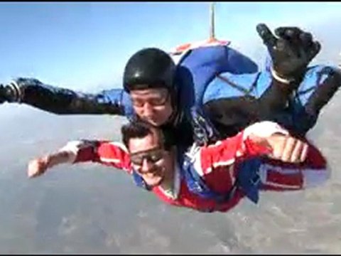 Selçuk Efes ... Spor ... Heyecan ... 12.000 Feet Tandem Atlayışım.. Sadık KöKöZ