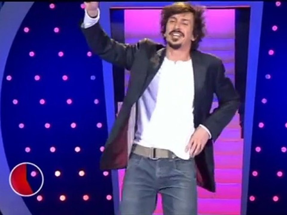 Arnaud Tsamere - La foudre tombe toujours sur moi
