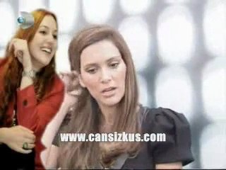 cansizkus.com-BERGÜZAR KOREL, MERYEM UZERLİ'Yİ KISKANIYOR MU?