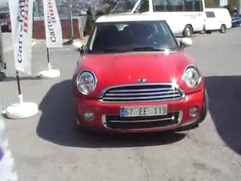 AKILLI SÜRÜCÜ KALP KRİZİ GECİRİNCE 112 Yİ ARADI