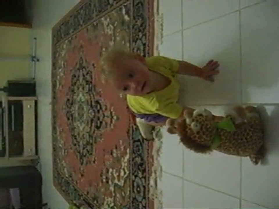 Zeyno dans ederken :)