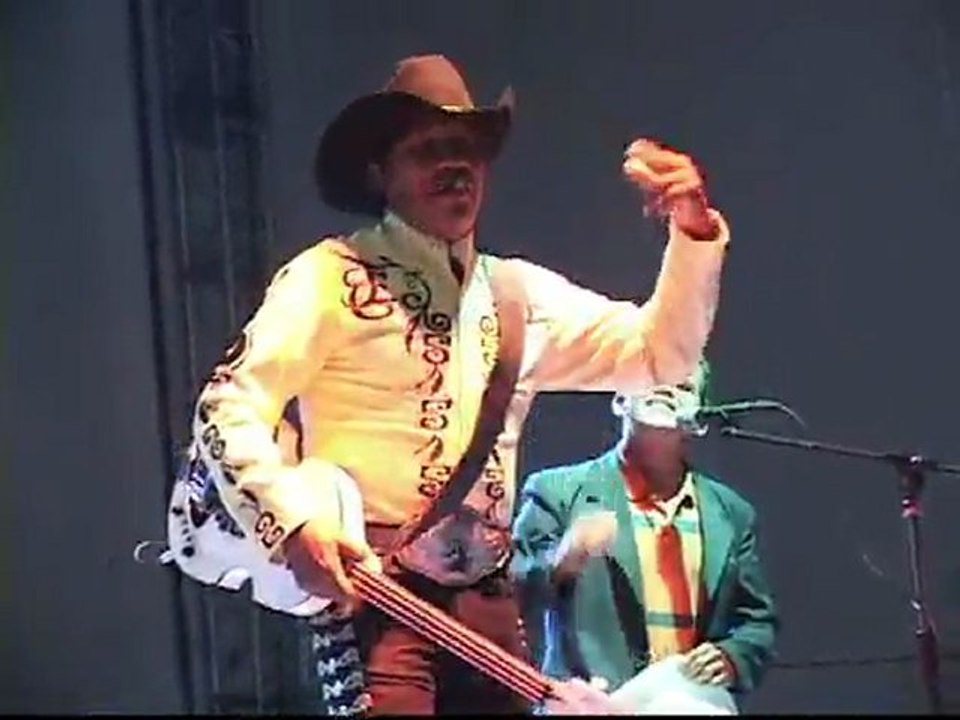 BRONCO EN ATOTONILCO