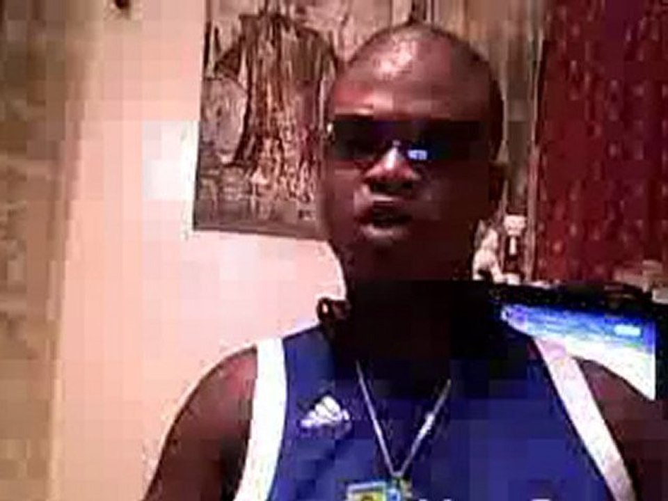 Guyguy Fall (1) aux Congolais