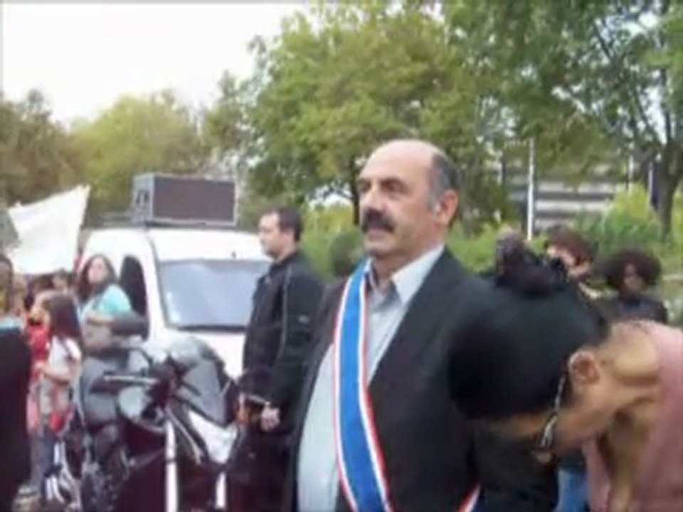 NOUS VOULONS LA NEUVIEME CLASSE !