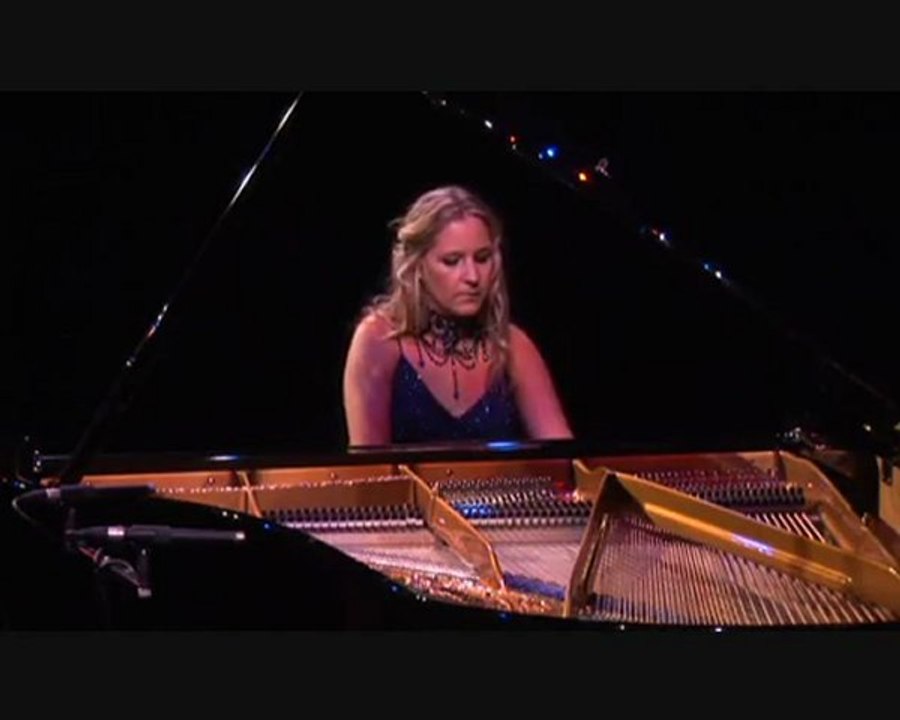 Caroline Clipsham plays Johannes Brahms's Hungarian Dance #5