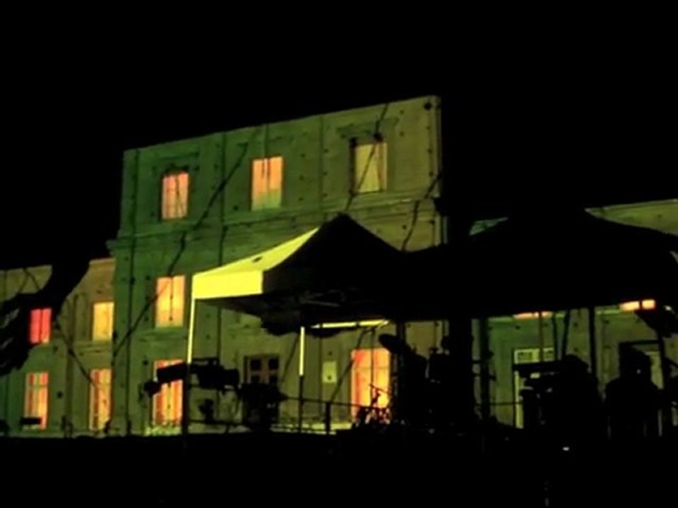 Spectacle d'ouverture du festival mondial des théâtres de marionnettes