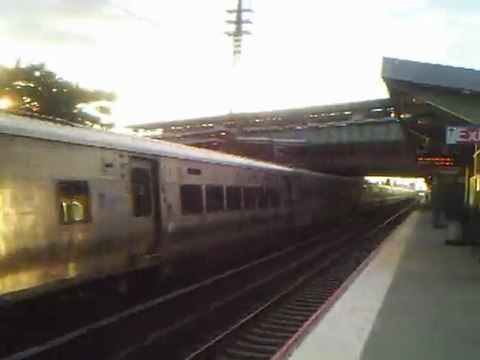 M7 With Ads- Penn Station Express