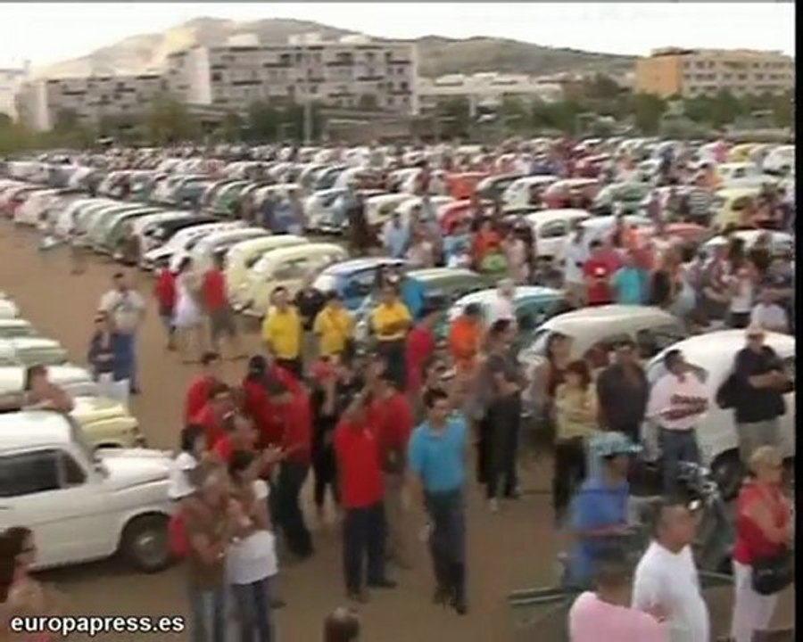 Objetivo: Reunir seiscientos Seat 600 en Viladecans