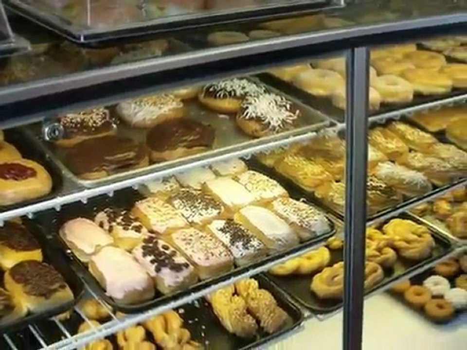 Bellingham WA Doughnuts -- Johnny's Donuts, Cornwall Ave