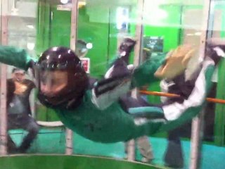 Chute libre en soufflerie