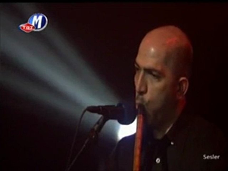 Şevval Sam - Bir Fırtına Tuttu Bizi