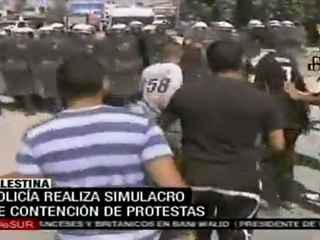Policía palestina realiza simulacro