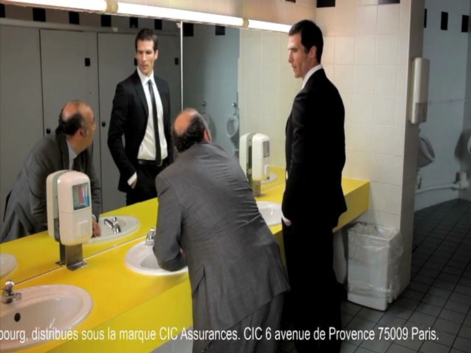 Episode 11 - Les toilettes - Des nouvelles d’en face