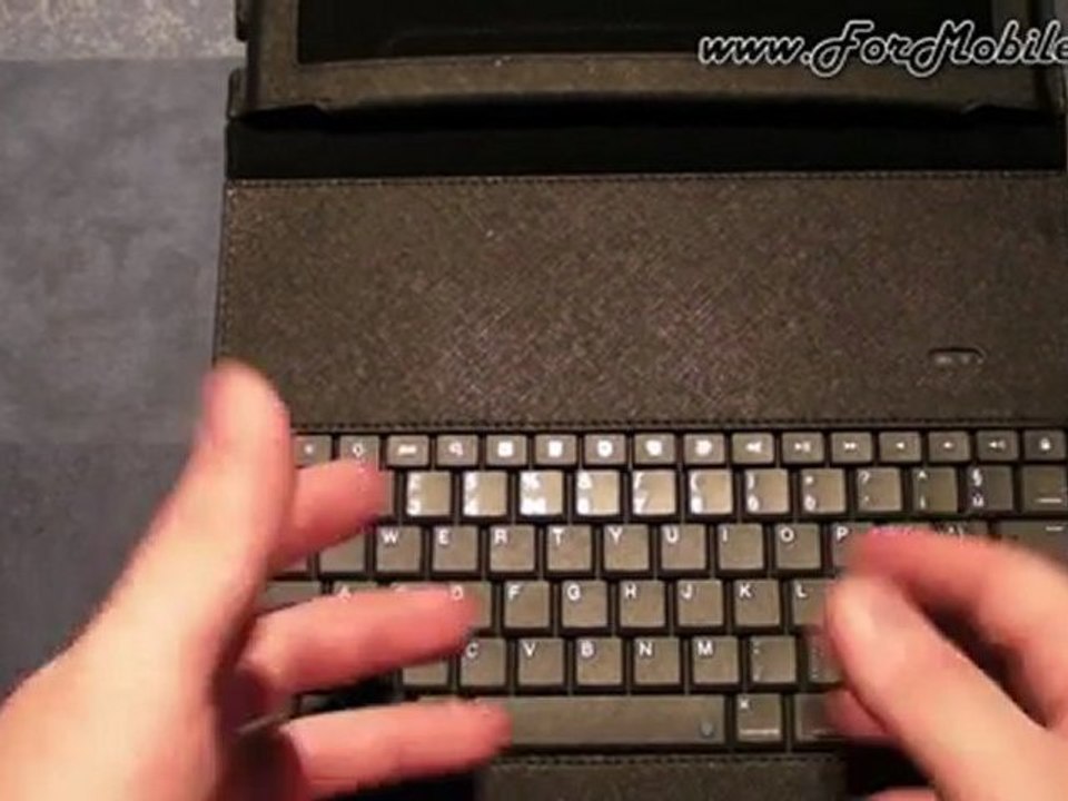 Unboxing di BT keyboard case for iPad 2 (by Anycast Solutions) - esclusiva mondiale !