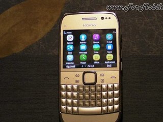 Recensione completa su Nokia E6-00