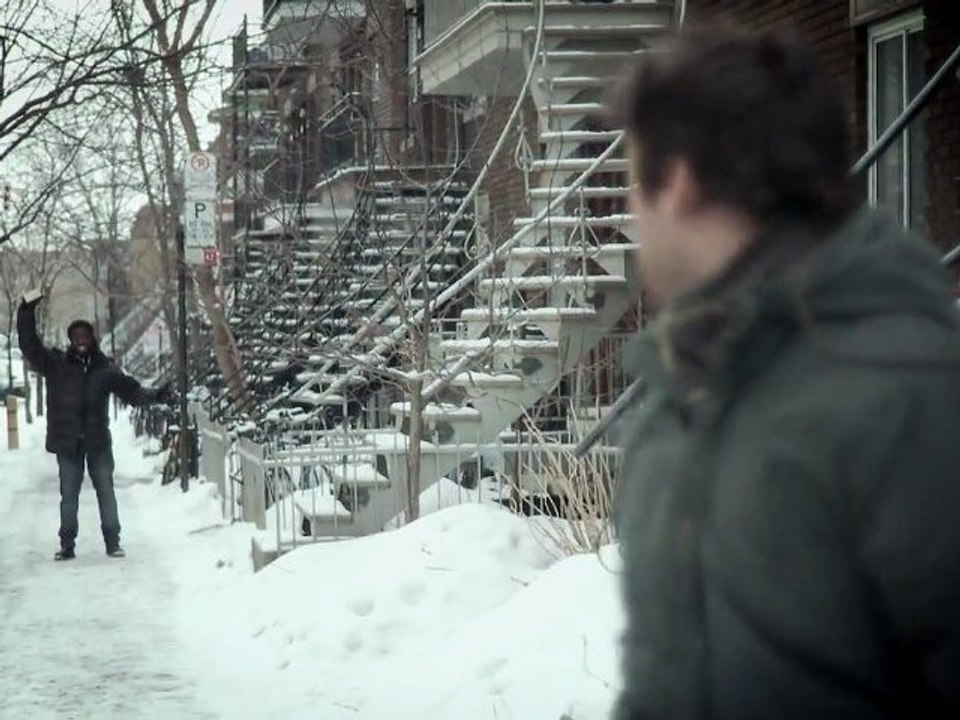 Parodie - Publicité iPhone 6 - Anthony Kavanagh