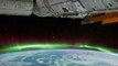Les aurores australes vues de l'espace