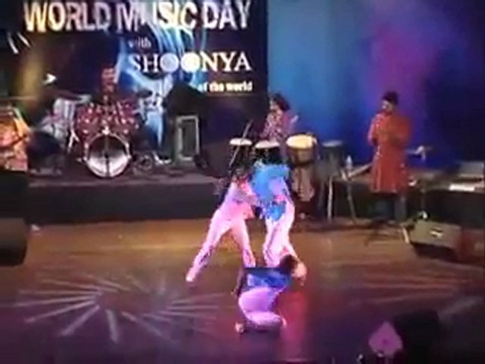 Funky Fiddle-live in concert!