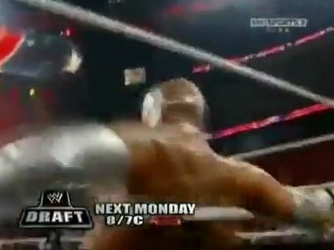 Edge,Rey Mysterio,Triple H vs Chris Jericho,CM Punk,Luke Gallows 1 2