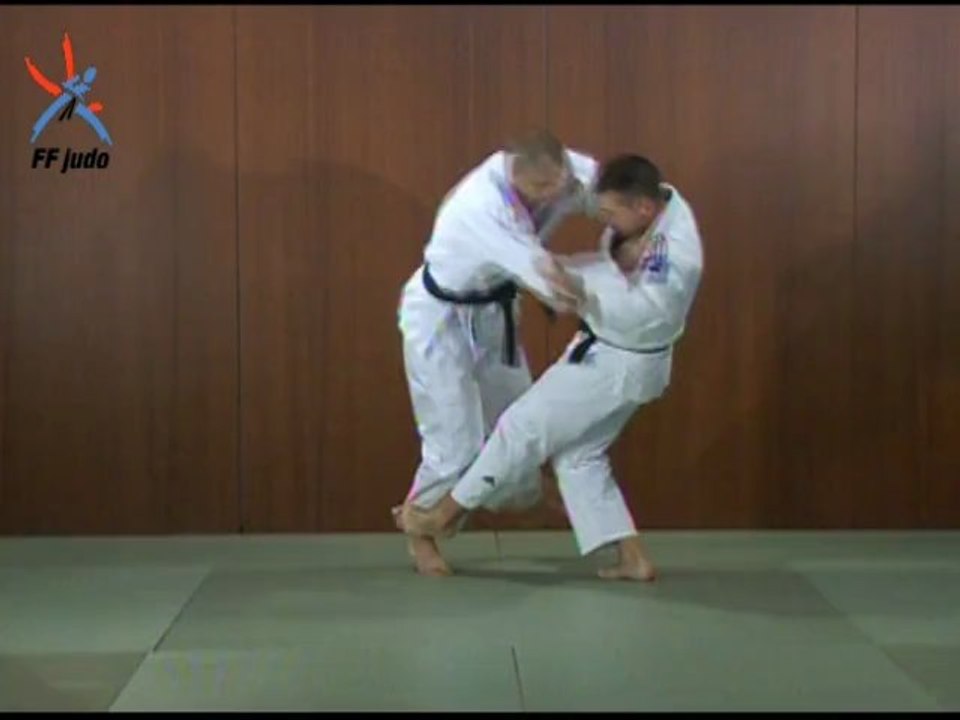 SASAE-TSURI-KOMI-ASHI