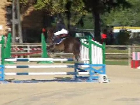 CLUNY18092011 Epreuve B1 barrage - Lucile Cougnaud GRAFFITI